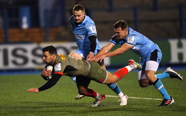 Danny Care dives over the whitewash