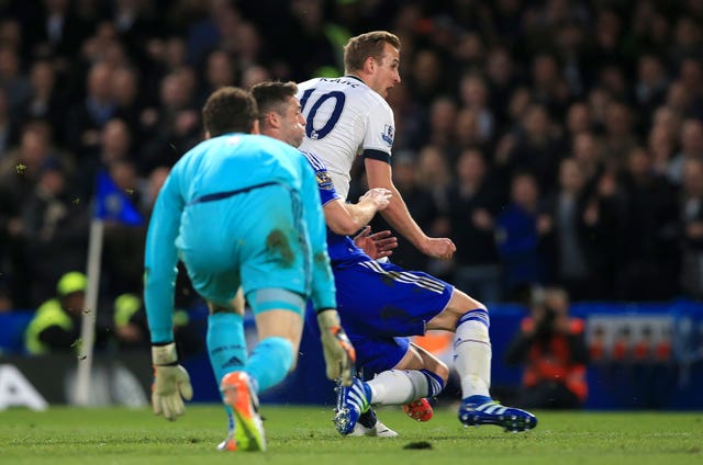 Harry Kane's 25th league goal of the 2015-16 season would earn him a first ever Premier League golden boot. He rounded Asmir Begovic to score in a 2-2 draw at Chelsea in May, 2016, but the dropped points handed Leicester the title