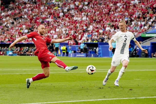 Christian Eriksen scores for Denmark against Slovenia