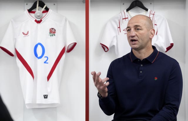Steve Borthwick wants England to be in title contention on the final weekend of the Six Nations