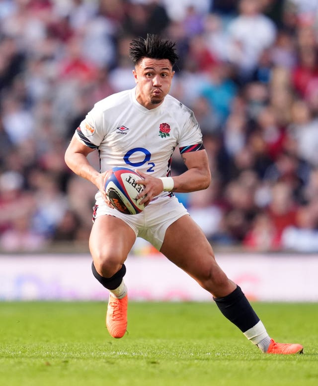 Marcus Smith starts at full-back against Fiji