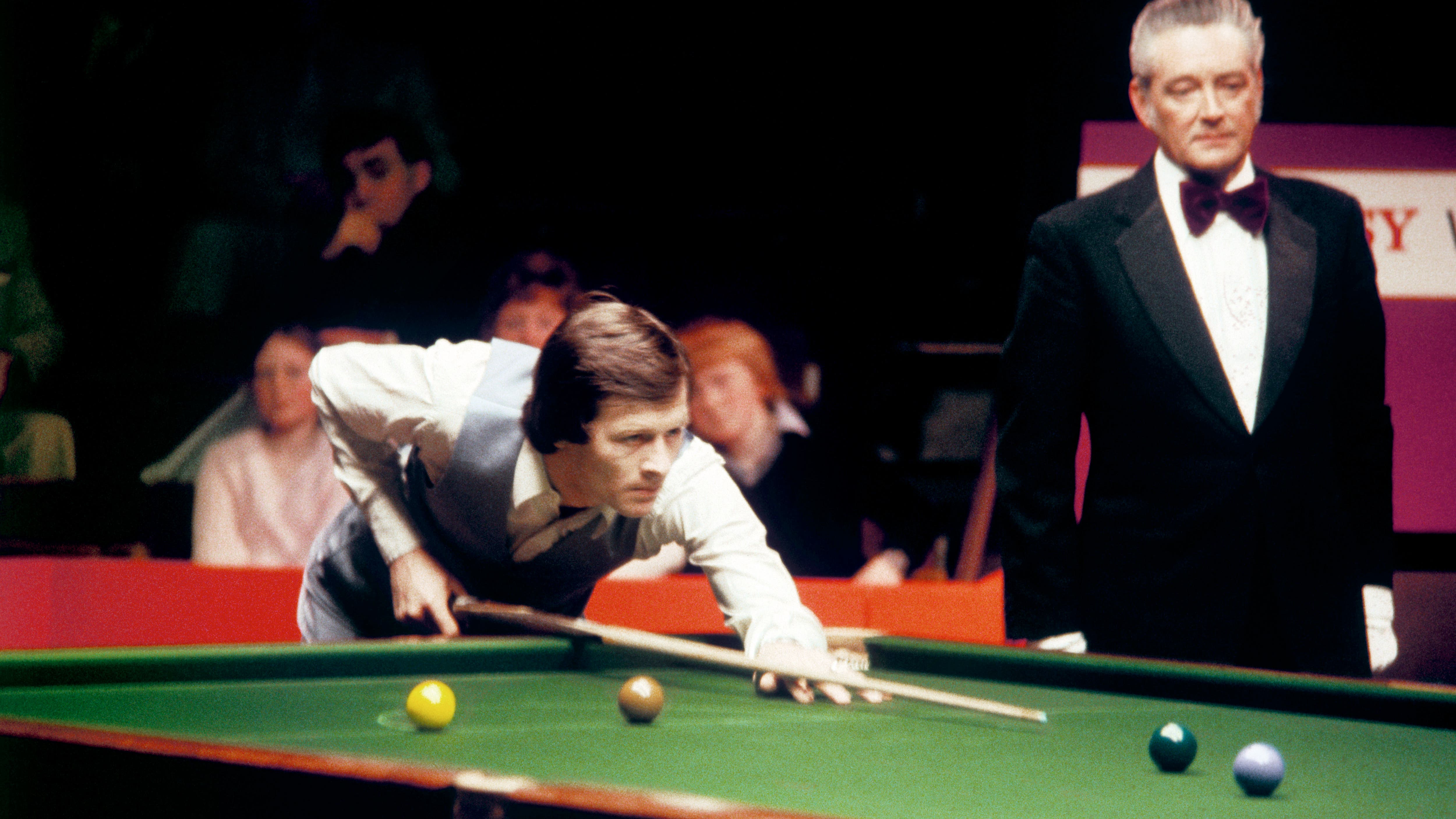 Alex Higgins rocketed snooker into popular TV age | BT Sport