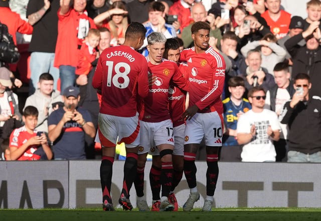 Manchester United’s Alejandro Garnacho (centre) celebrates with team-mates