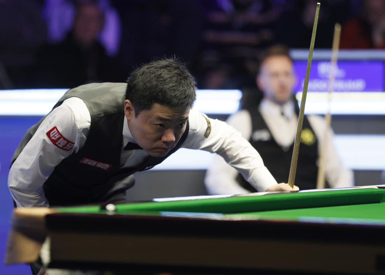 Ding Junhui Beats Judd Trump To Set Up Uk Final Showdown With Ronnie Osullivan East London 5545