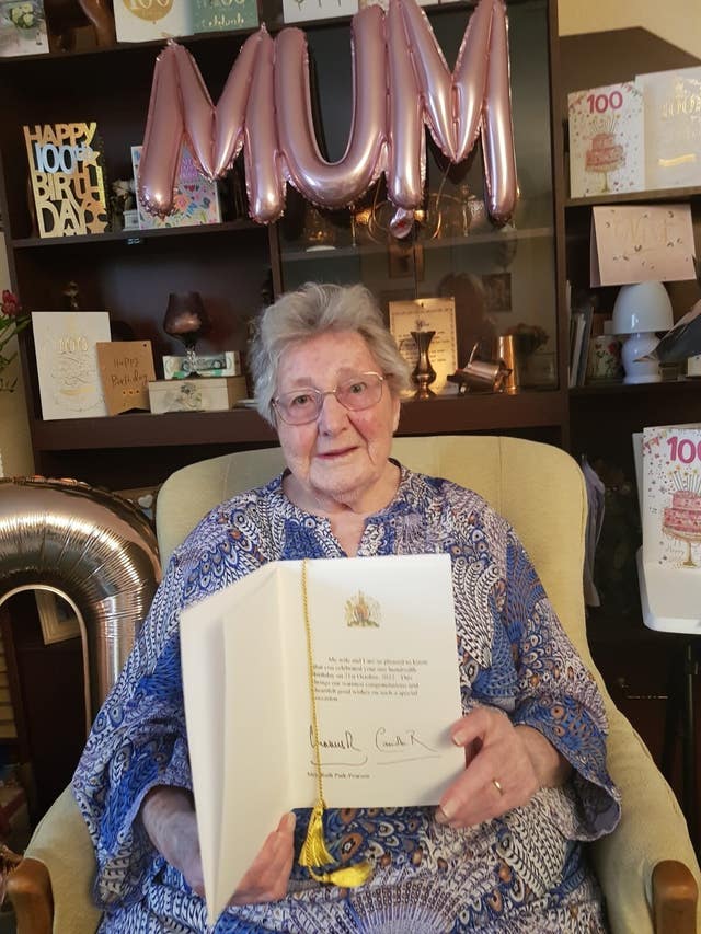 100-year-old-former-wren-among-first-to-receive-lovely-card-from-the