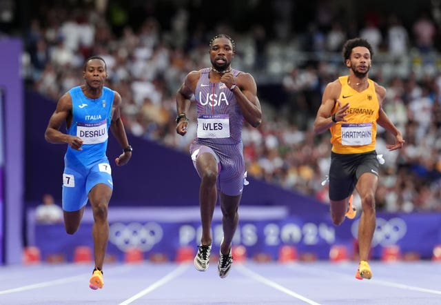 Noah Lyles races in the 200 metres 