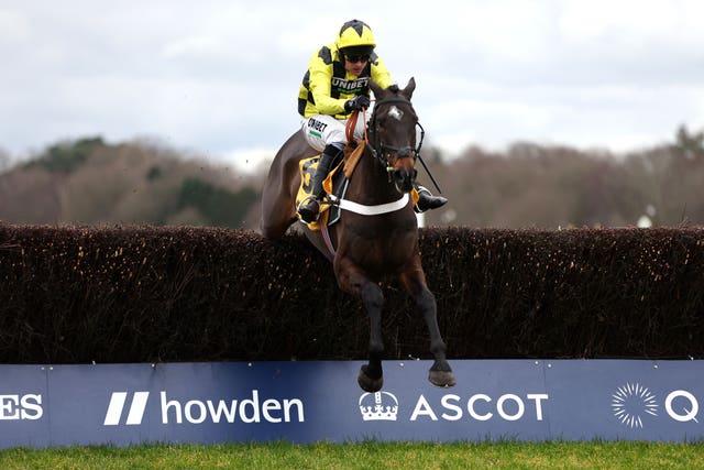 Shishkin and Nico de Boinville at Ascot 