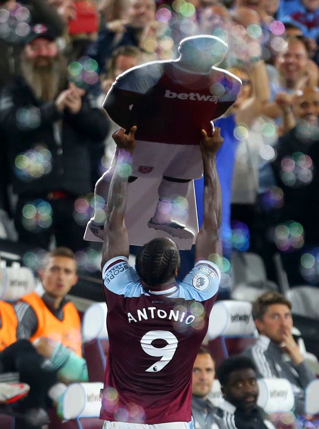 West Ham’s Michail Antonio celebrates