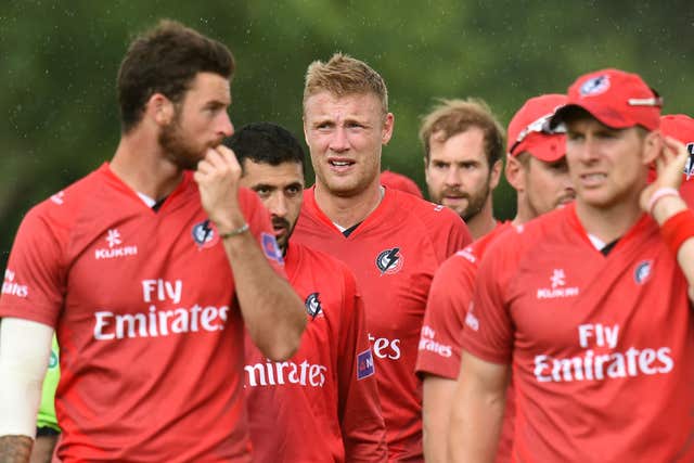 Flintoff (centre) came out of retirement in 2014 to join Lancashire Lightning for the T20 Blast (Joe Giddens/PA).