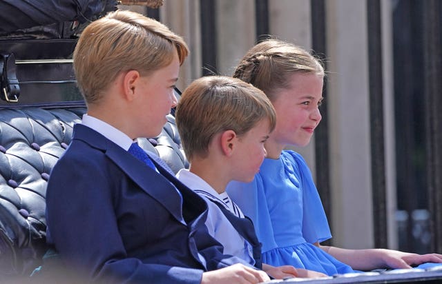 Royal family leave Buckingham Palace