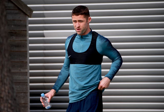 Gary Cahill is one of several Chelsea defenders who are out injured