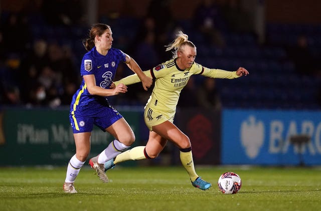 Chelsea's Aniek Nouwen (left) and Arsenal's Stina Blackstenius