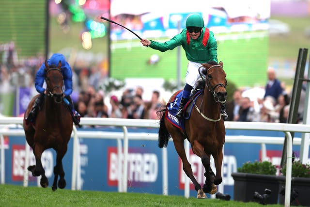 Ezeliya was the Aga Khan's final British Classic winner 