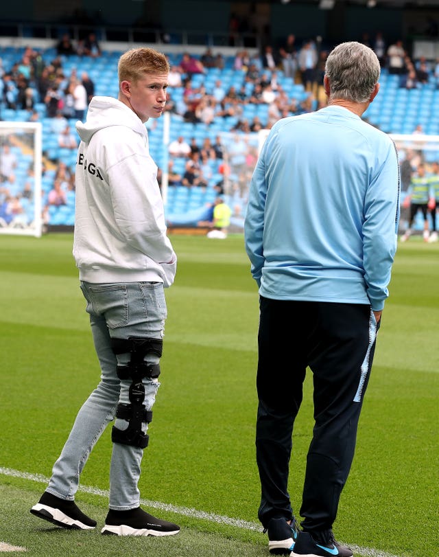 Kevin De Bruyne, left, is on the road to recovery, according to boss Pep Guardiola