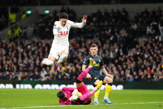 Martin Dubravka dives to deny Son Heung-min during Tottenham's 4-0 win over Newcastle 