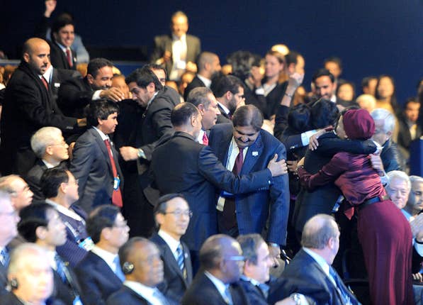 Les délégués qatariens célèbrent en 2010 après le succès de leur candidature pour accueillir la Coupe du monde 2022 