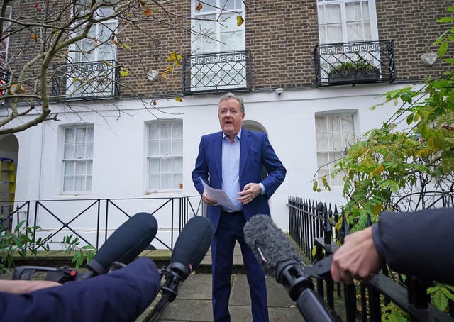 Piers Morgan speaking to the media outside his home 