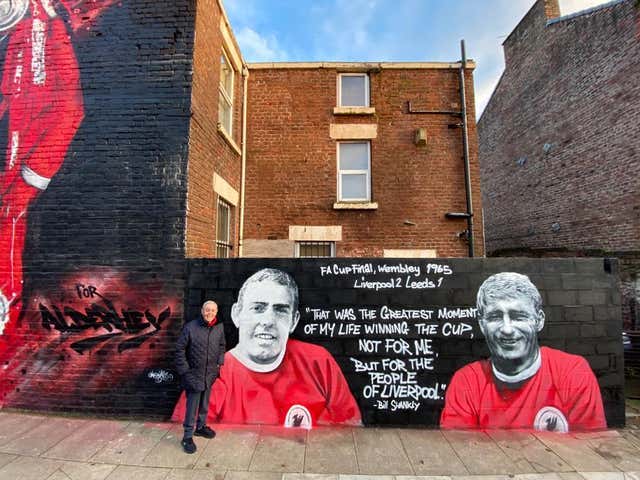 Roger Hunt was included in a mural alongside Ian St John in Liverpool 