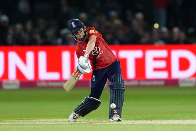 England batter Heather Knight hopes to be fit for the World Cup
