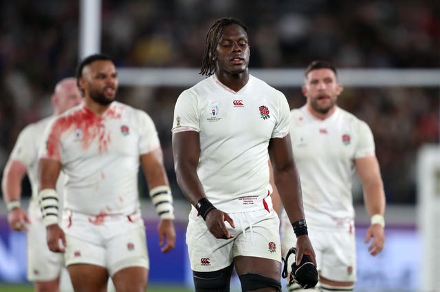Maro Itoje, centre, said the song made him feel 'uncomfortable' 