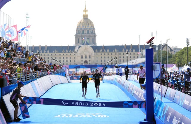 Dave Ellis and his guide Luke Pollard competing in Paris