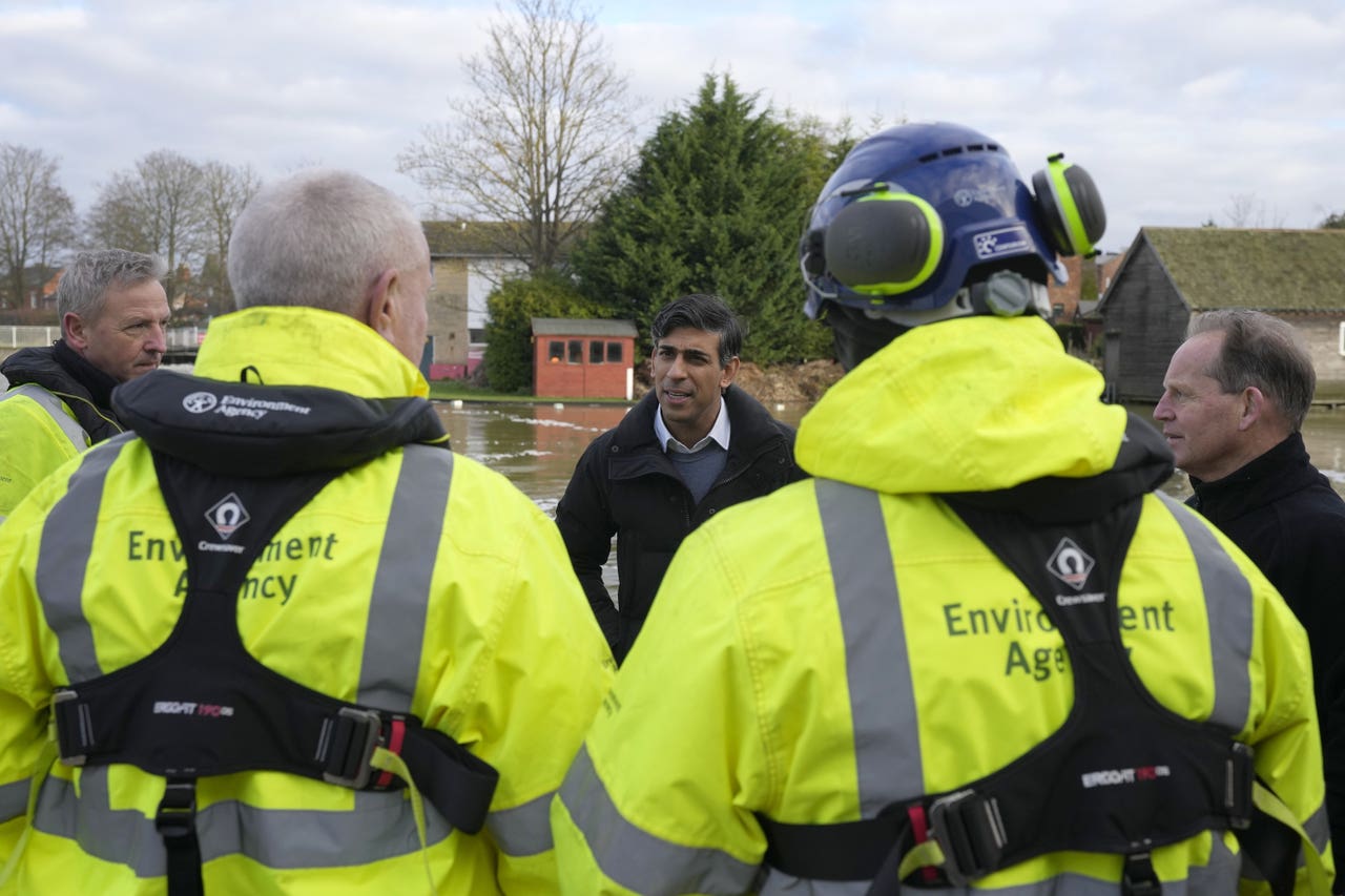 cold-health-alert-issued-with-flooding-set-to-continue-evesham-journal