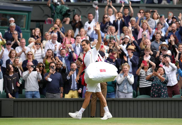 Was Roger Federer's wave to Centre Court a real goodbye?
