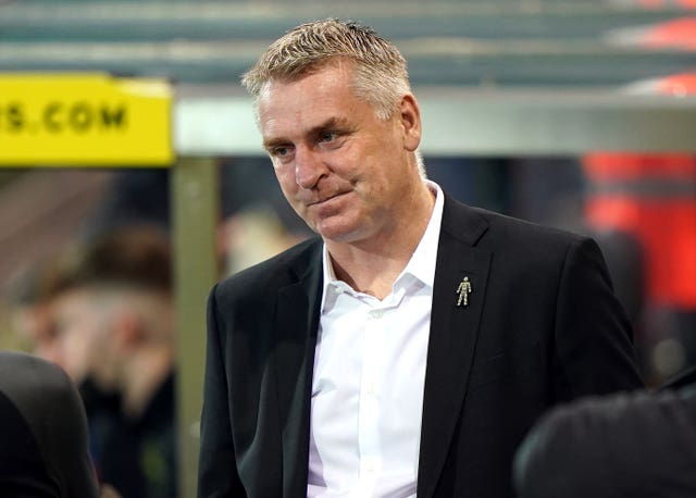 Dean Smith against strike but warns of ‘dangerous situation’ over player welfare PLZ Soccer