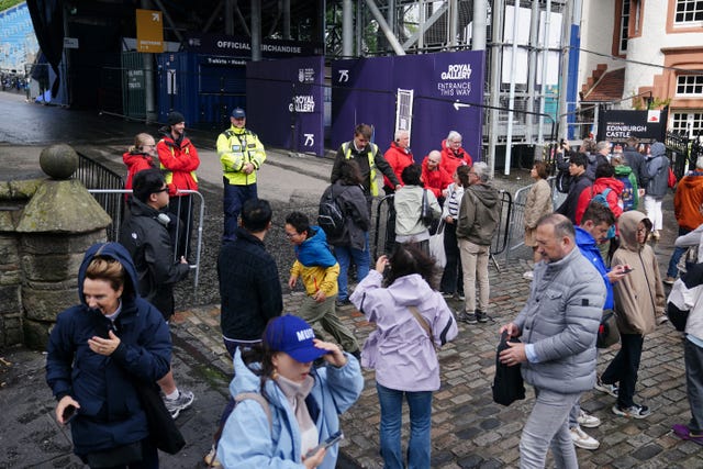 Members of the public are turned away from Edinburgh Castle