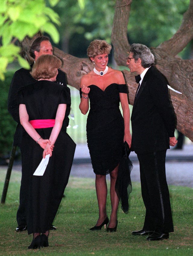 Diana meeting guests