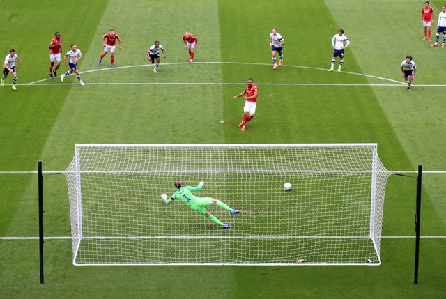 Lewis Grabban scored his 20th goal of the season for Nottingham Forest in their 1-1 draw at Preston