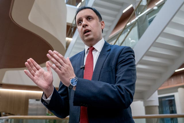 Anas Sarwar visit to Health Innovation Hub