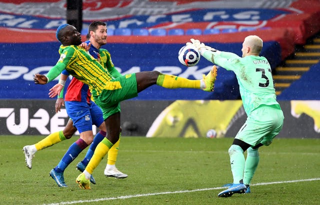 Mbaye Diagne tries to hook the ball goalwards