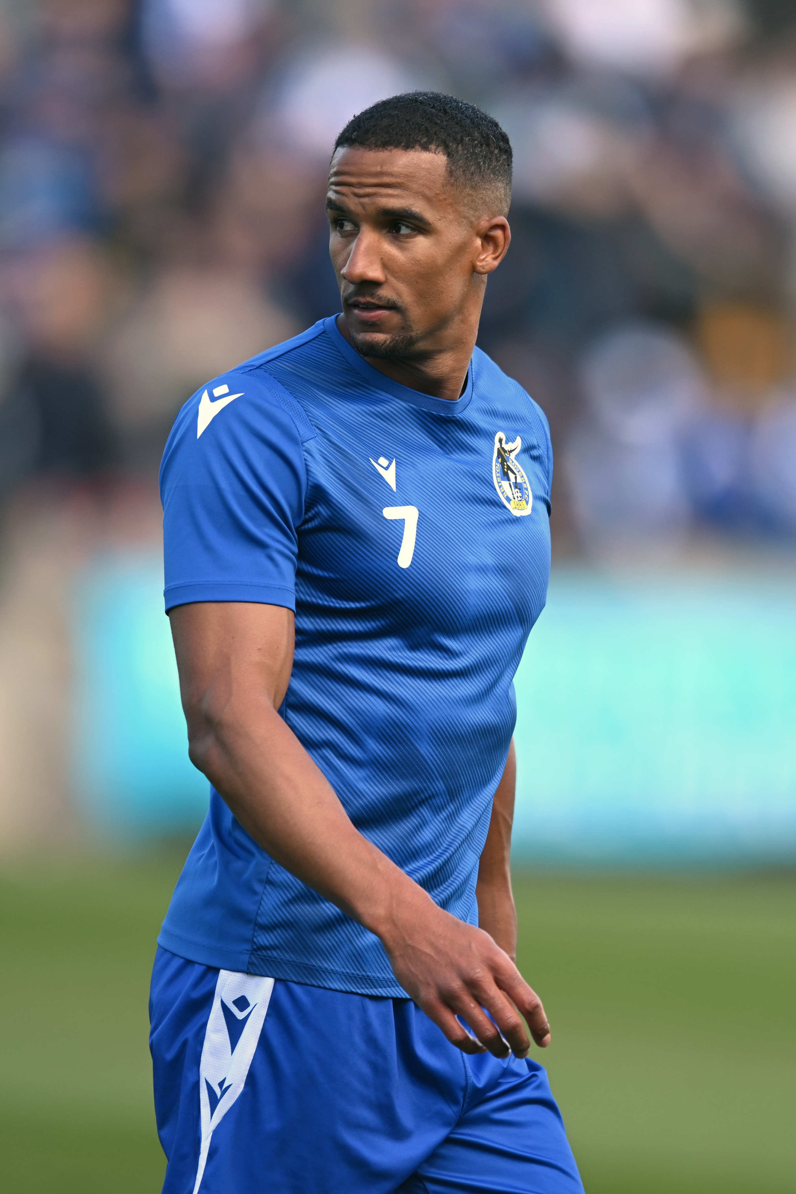 布里斯托尔流浪者队 1-1 巴恩斯利：辛克莱尔抢救点