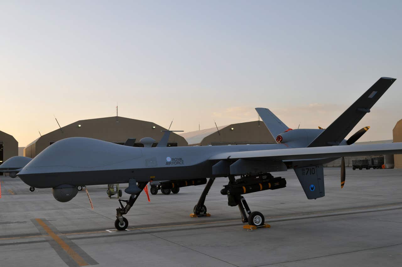 Anti-IS Reaper drone pilots to be awarded medals over Operation Shader ...