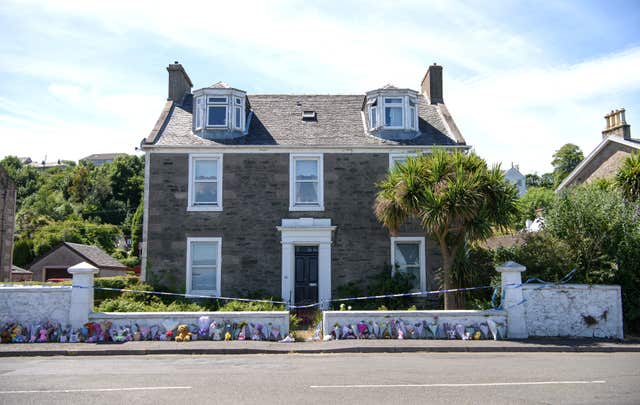 Floral tributes on Bute