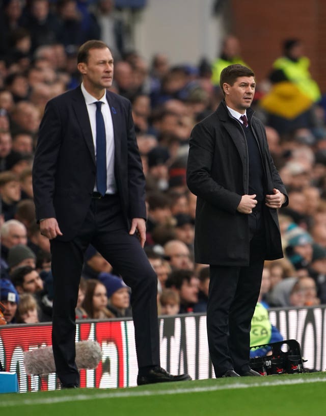 Everton interim manager Duncan Ferguson (left) and Aston Villa manager Steven Gerrard
