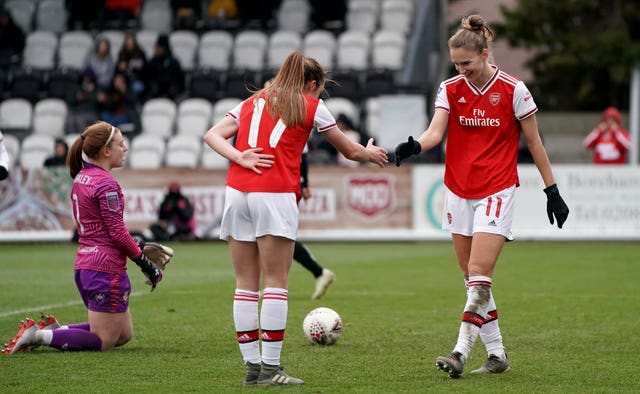 Vivianne Miedema scored six goals as Arsenal beat Bristol City 11-1 in the Women's Super League