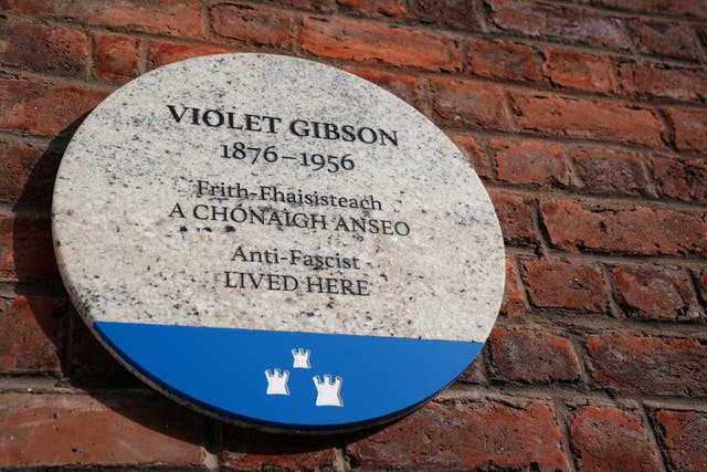Commemorative plaque unveiled for Dublin woman Violet Gibson