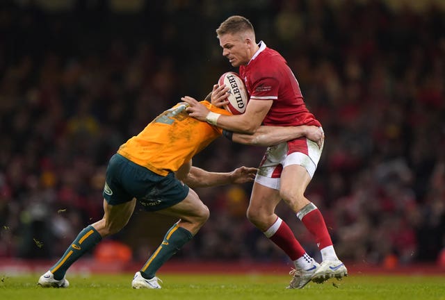 Gareth Anscombe in action