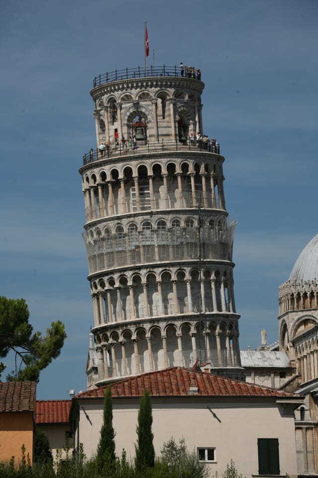 The leaning tower of Pisa.