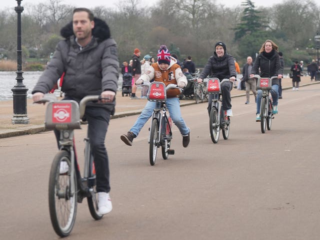 People cycling in Hyde Park on Christmas morning