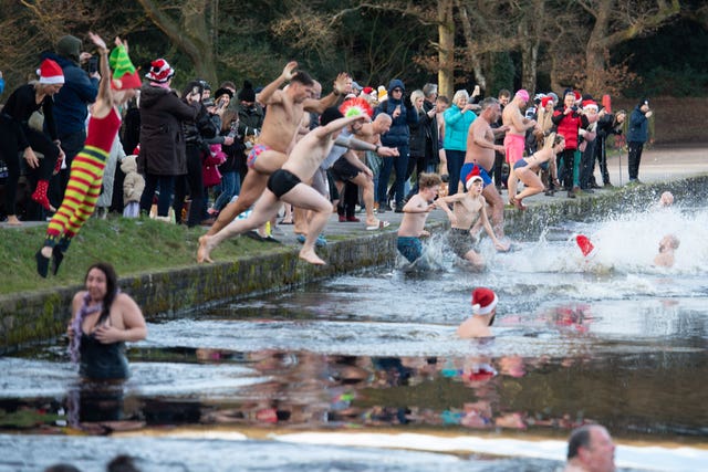 Christmas swim 2020