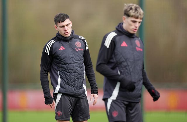 Manuel Ugarte (left) during a training session 