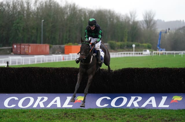 Iwilldoit and Stan Sheppard in the Welsh Grand National