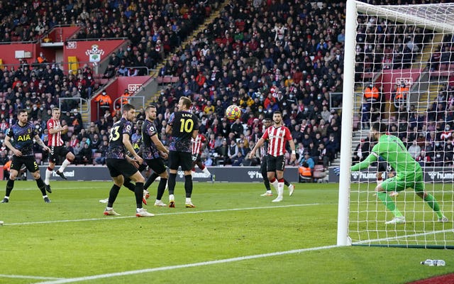 James Ward-Prowse, second left, fires Southampton in front