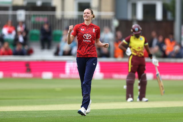 Lauren Bell celebrating a wicket