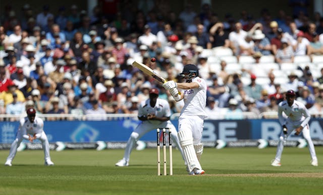 Ben Duckett pulls the ball at Trent Bridge