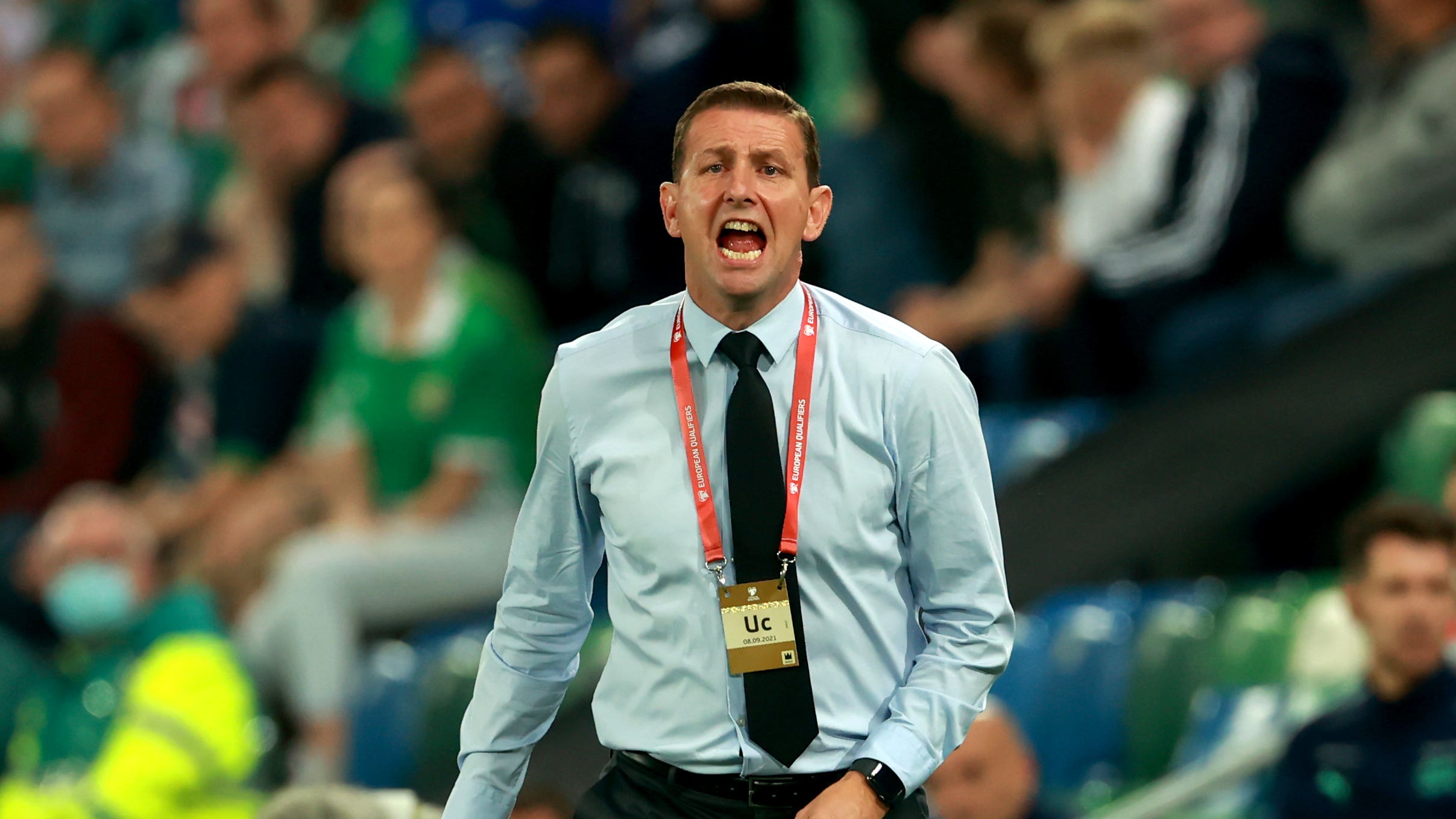 L’allenatore dell’Irlanda del Nord Ian Baraklough dovrebbe firmare un nuovo contratto