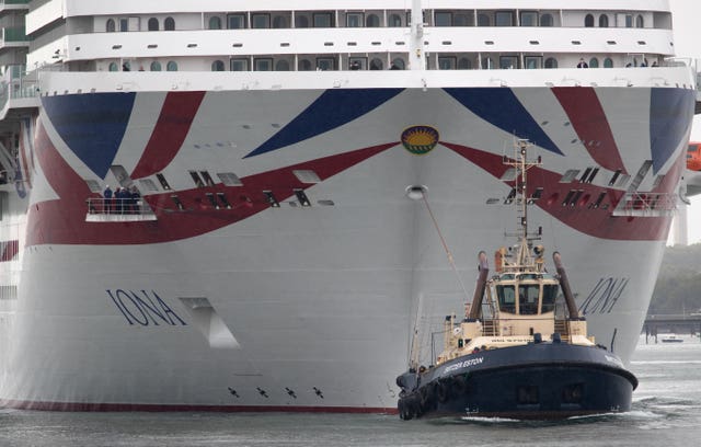 cruise ship grimsby